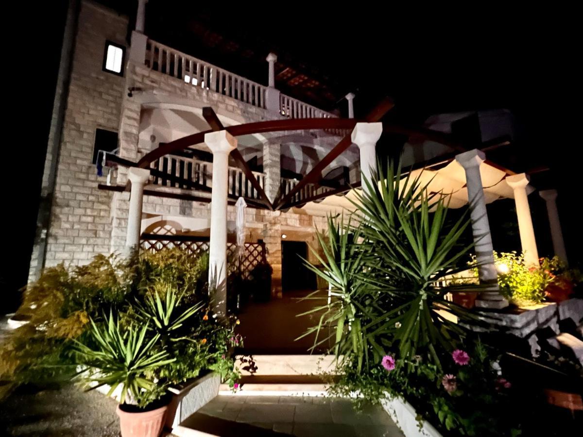 Vila Vera Seafront Apartments Sumartin Exterior foto